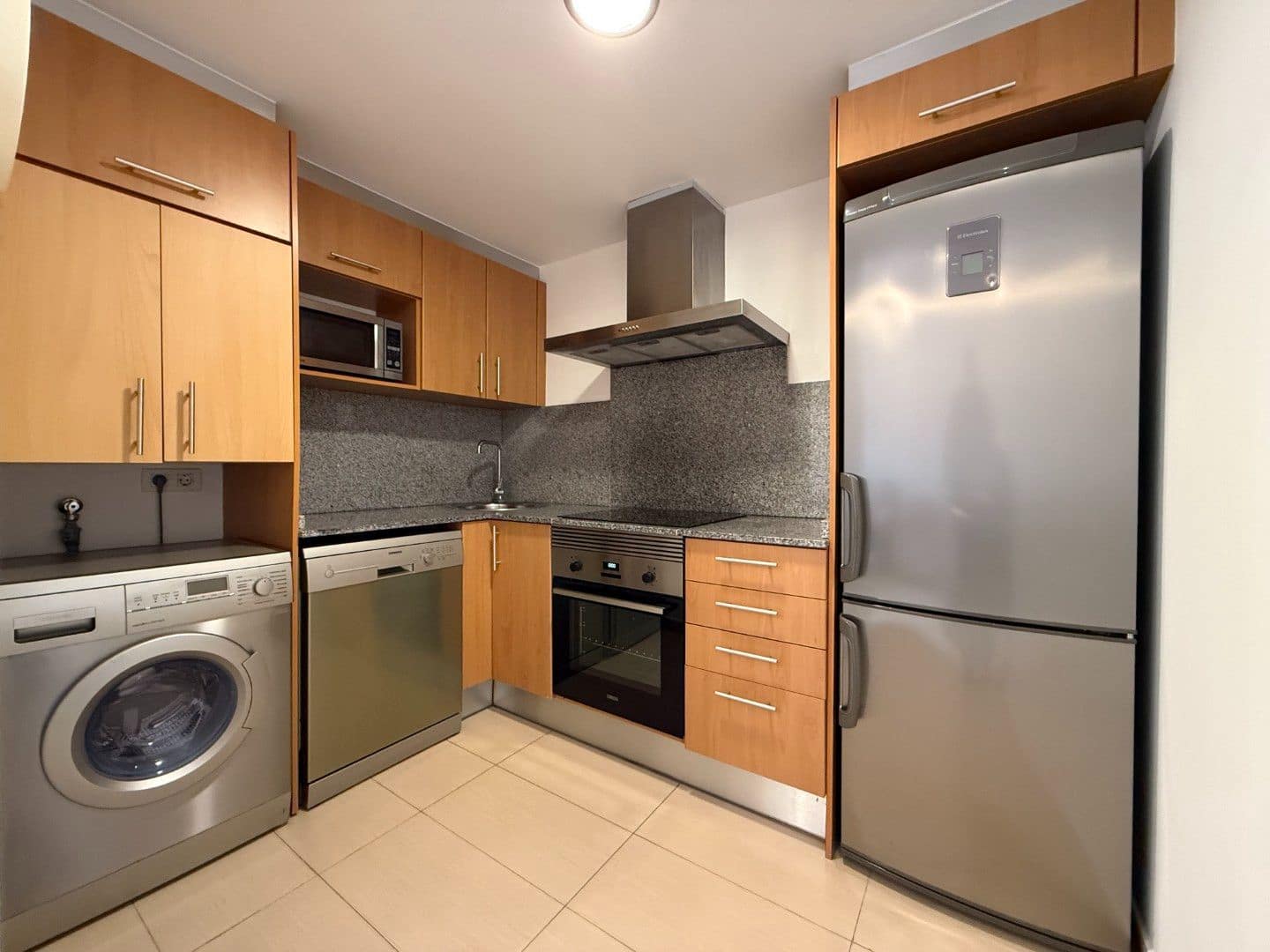 2 soveværelse Byhus til leje i Palamos med swimmingpool garage - € 962 (Ref: 9523980)