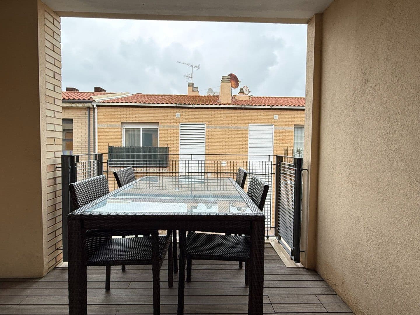 2 soveværelse Byhus til leje i Palamos med swimmingpool garage - € 962 (Ref: 9523980)