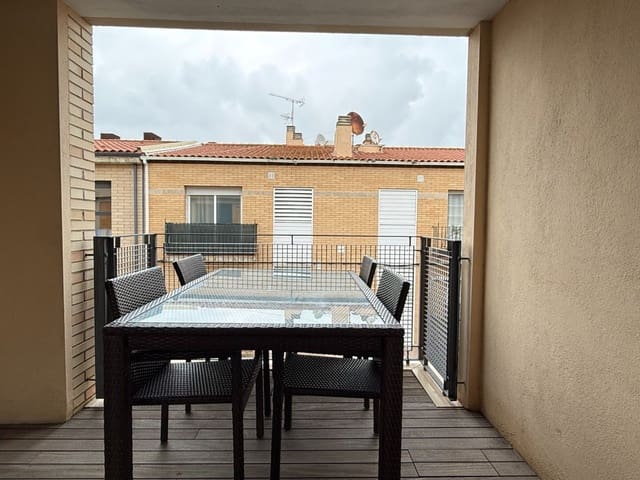 2 soveværelse Byhus til leje i Palamós med swimmingpool garage - € 962 (Ref: 9523980)