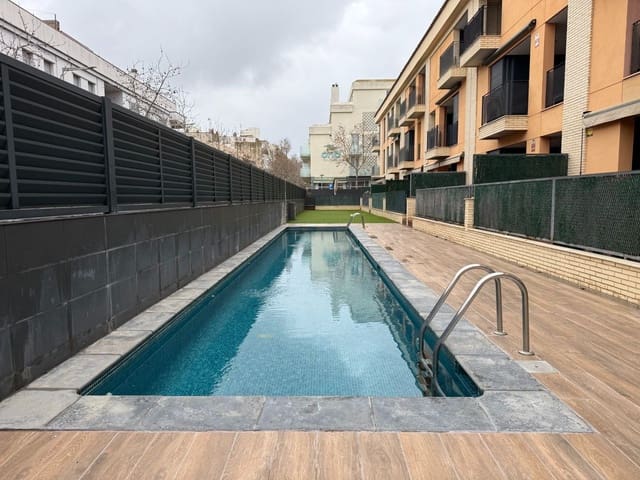 2 soveværelse Byhus til leje i Palamós med swimmingpool garage - € 962 (Ref: 9523980)