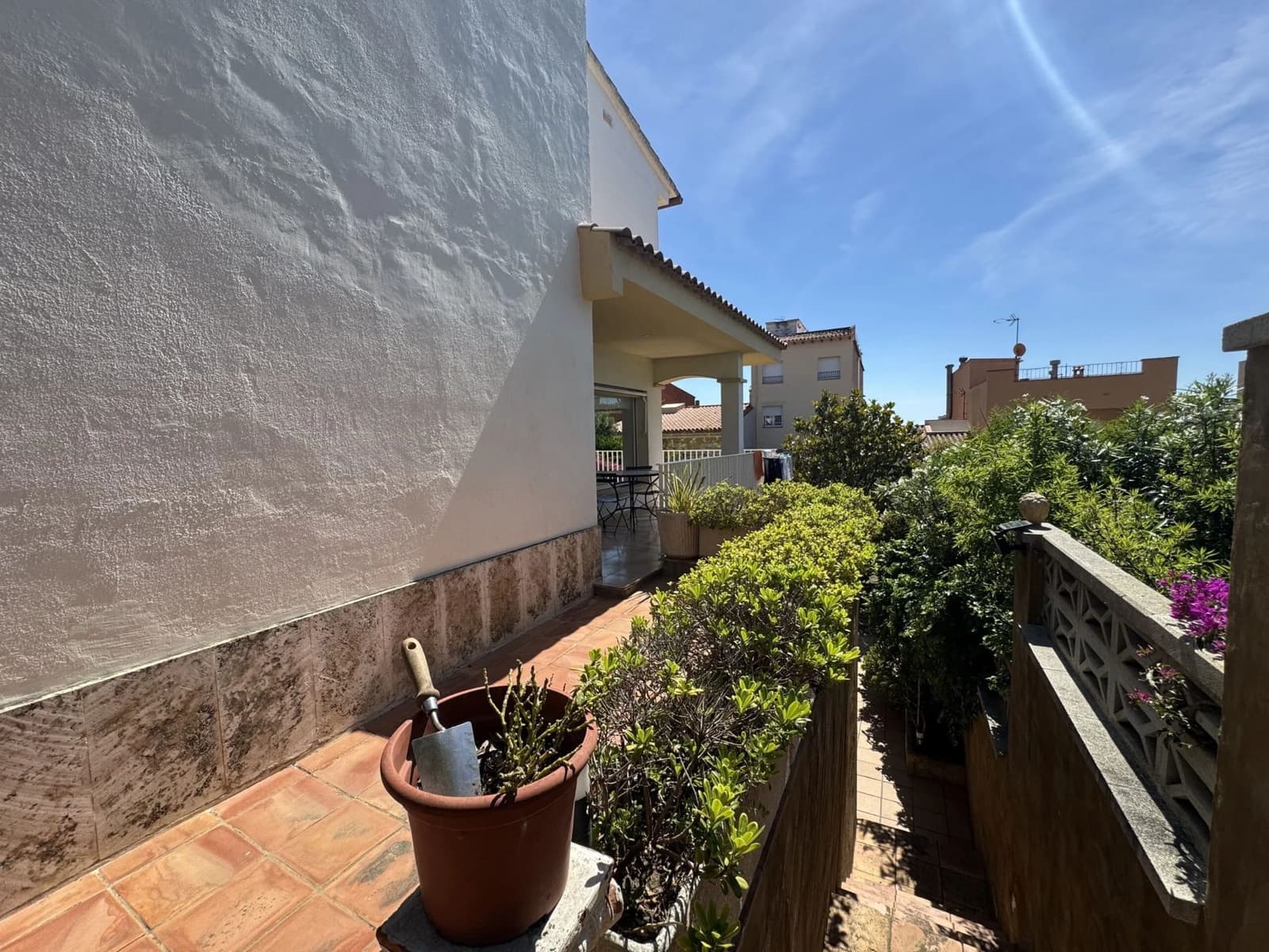 4 sypialnia Willa na sprzedaż w Sant Feliu de Guixols z basenem garażem - 585 000 € (Ref: 9651249)