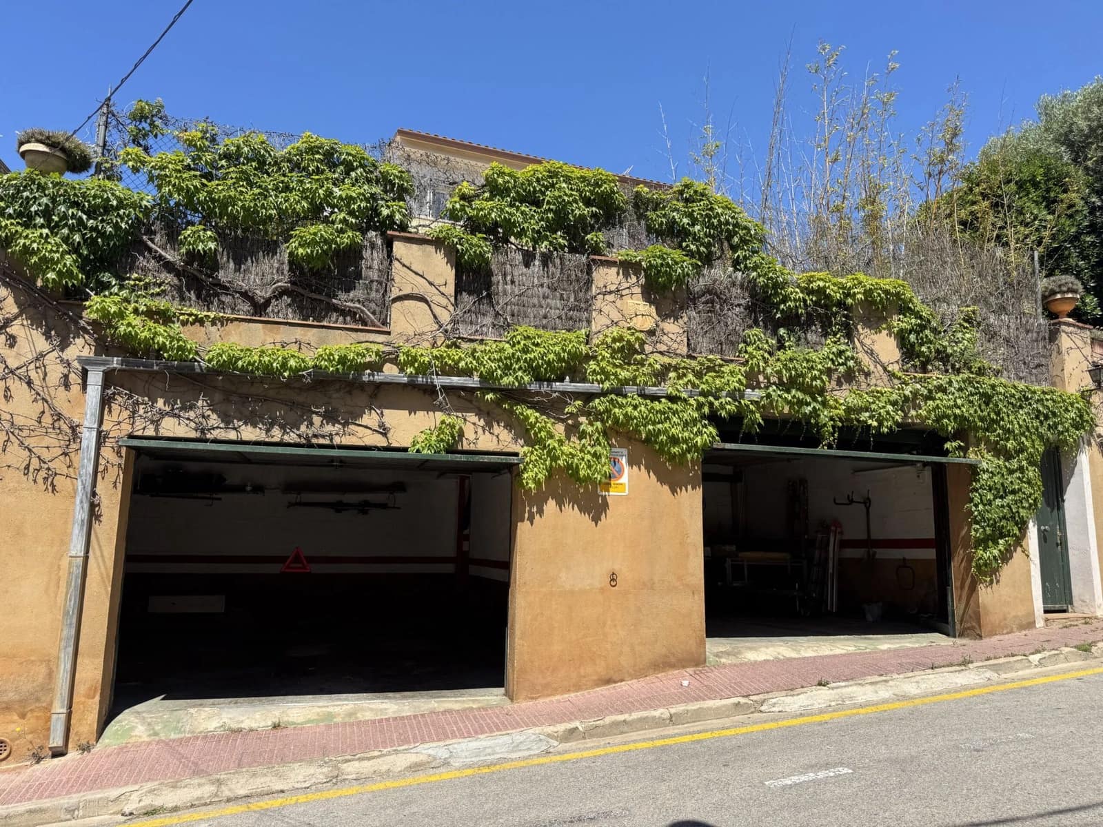 4 sypialnia Willa na sprzedaż w Sant Feliu de Guixols z basenem garażem - 585 000 € (Ref: 9651249)