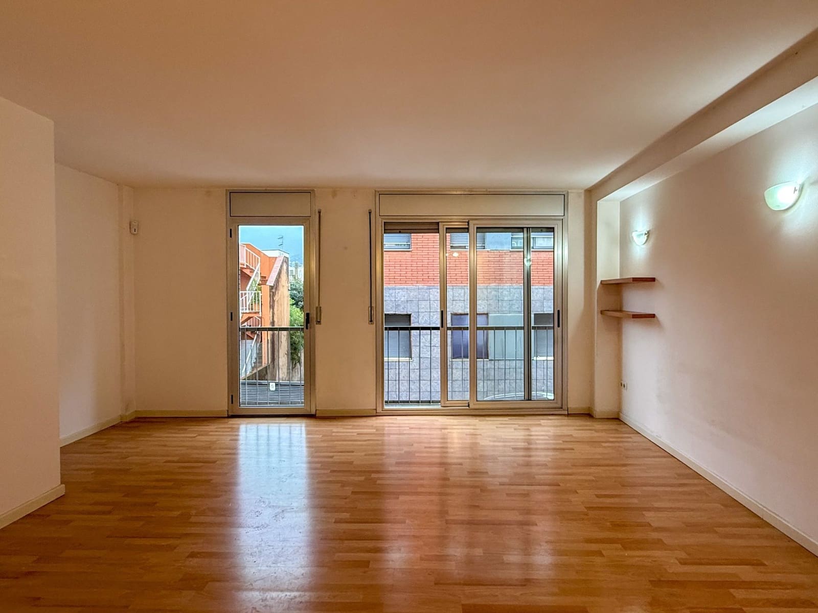 2 slaapkamer Appartement te koop in Calonge i Sant Antoni met garage - € 150.000 (Ref: 9660821)