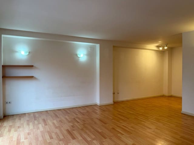 2 slaapkamer Appartement te koop in Calonge i Sant Antoni met garage - € 150.000 (Ref: 9660821)