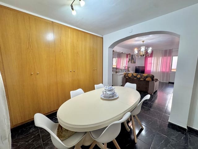 3 soveværelse Lejlighed til salg i Sant Feliu de Guíxols - € 249.000 (Ref: 9714532)