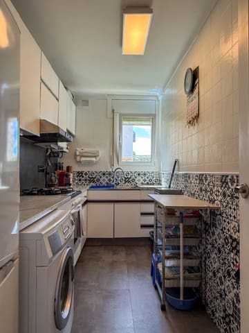 2 bedroom Apartment for sale in Platja d'Aro, Castell-Platja d'Aro with pool - € 330,000 (Ref: 9719504)