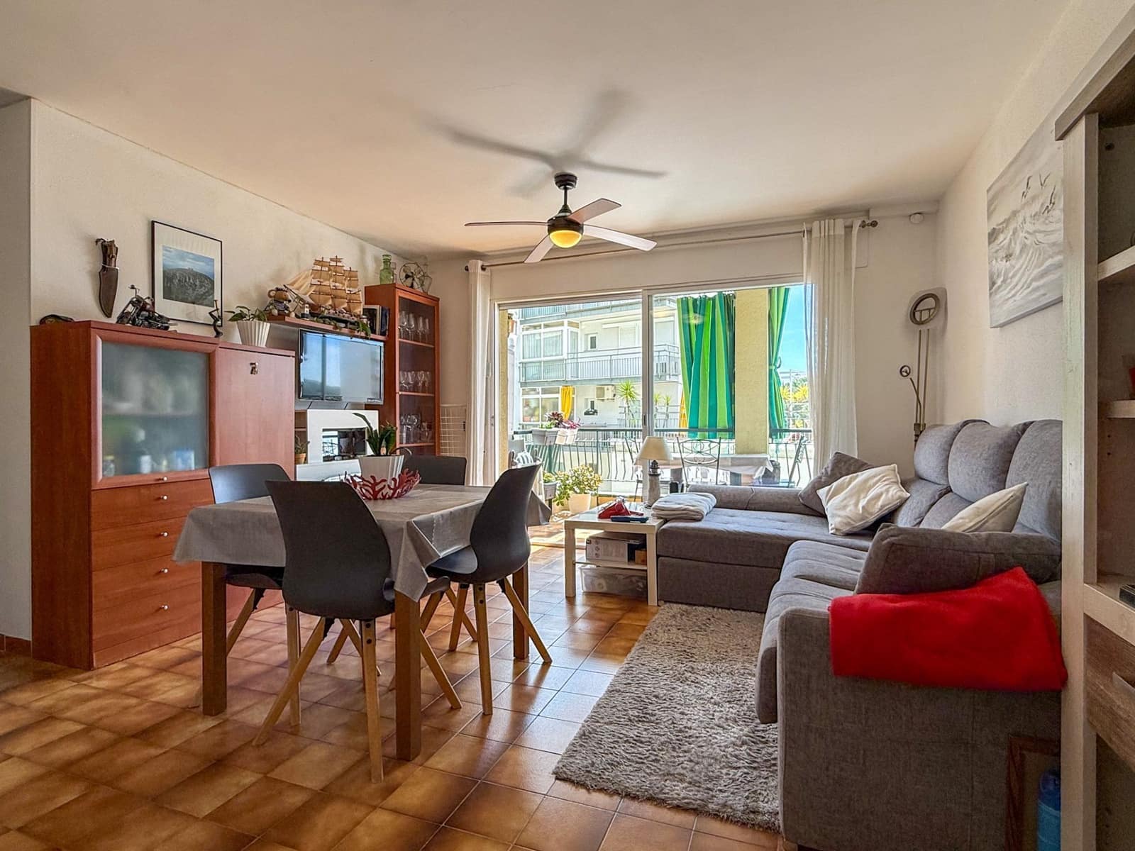 2 soverom Leilighet til salgs i Platja d'Aro med svømmebasseng - € 330 000 (Ref: 9719504)