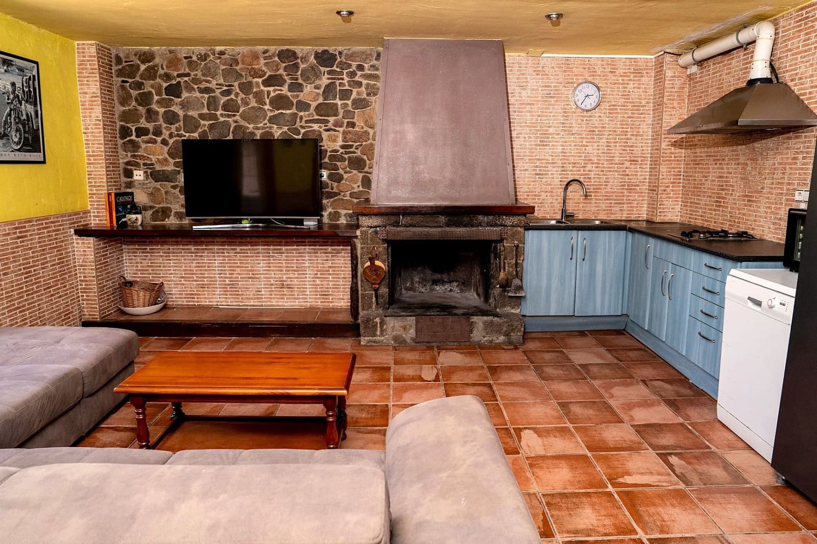 4 bedroom Villa for sale in Sant Antoni de Calonge with pool garage - € 550,000 (Ref: 9726359)