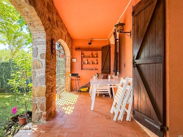 5 sovrum Semi-fristående Villa till salu i Sant Antoni de Calonge, Calonge i Sant Antoni med garage - 610 000 € (Ref: 9787979)