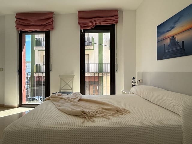 Apartamento de 3 habitaciones en Sant Antoni de Calonge, Calonge i Sant Antoni en alquiler con garaje - 1.000 € (Ref: 9790251)