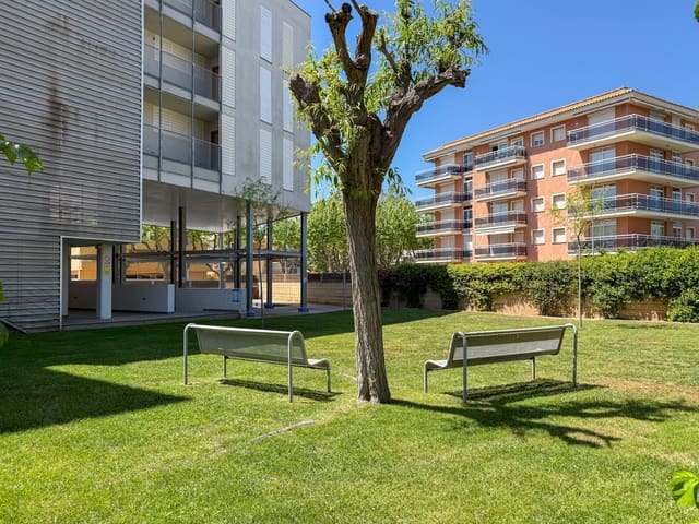 Apartamento de 3 habitaciones en Sant Antoni de Calonge, Calonge i Sant Antoni en venta con piscina - 375.000 € (Ref: 9806101)