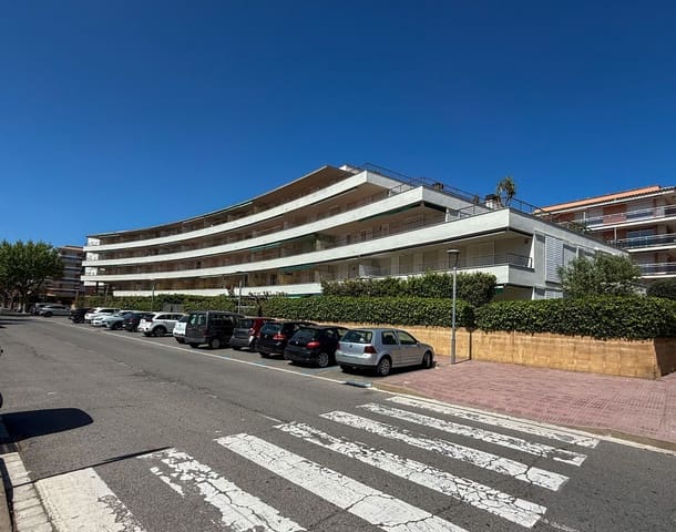 Apartamento de 3 habitaciones en Sant Antoni de Calonge, Calonge i Sant Antoni en venta con piscina - 375.000 € (Ref: 9806101)