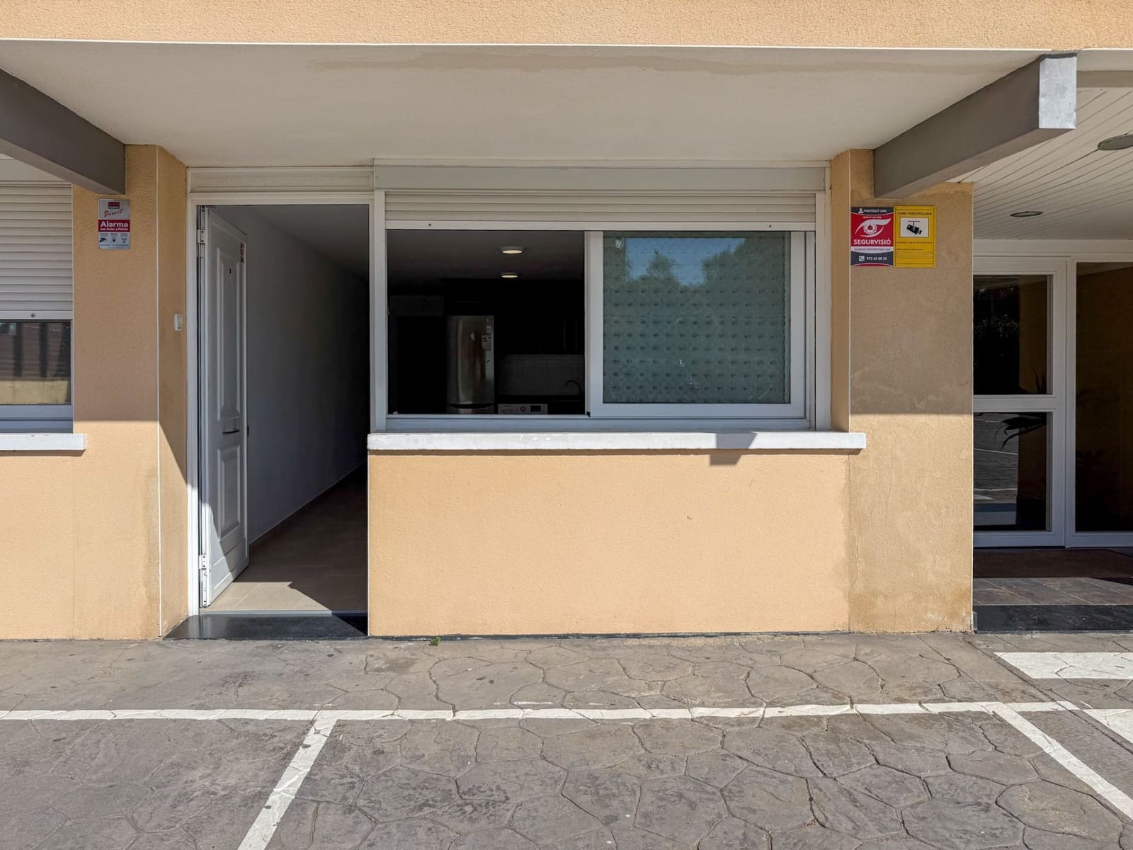 1 bedroom Apartment for sale in Sant Antoni de Calonge with garage - € 148,000 (Ref: 9835191)