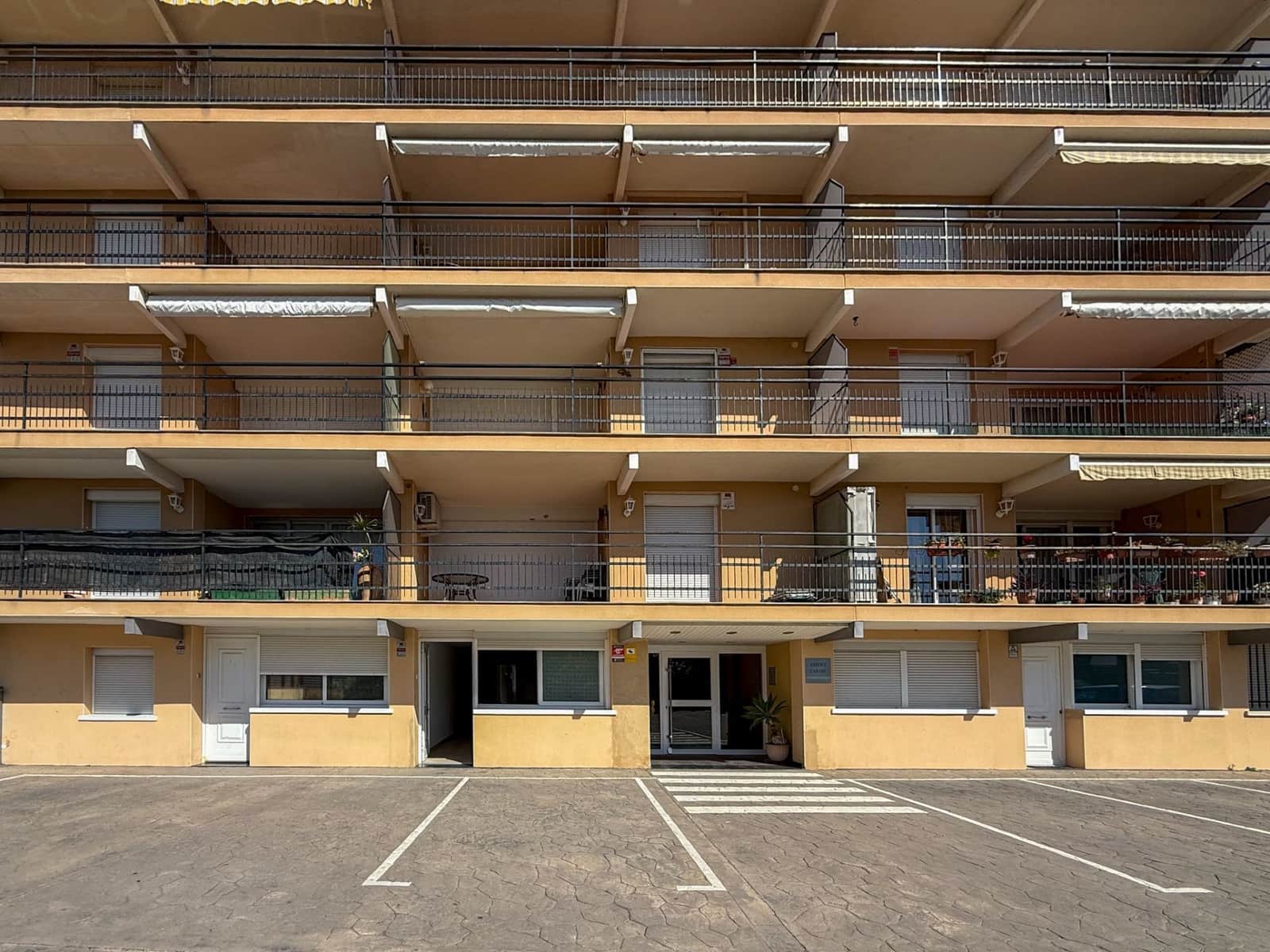 1 bedroom Apartment for sale in Sant Antoni de Calonge with garage - € 148,000 (Ref: 9835191)