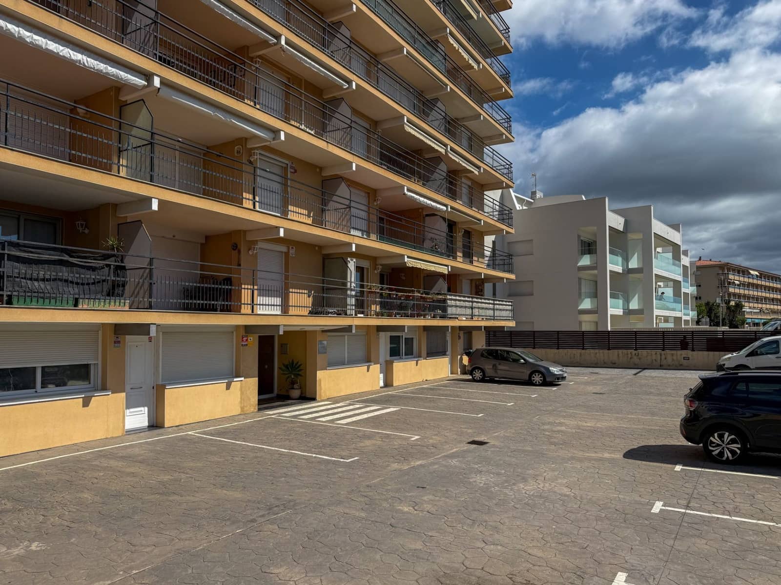 1 bedroom Apartment for sale in Sant Antoni de Calonge with garage - € 148,000 (Ref: 9835191)
