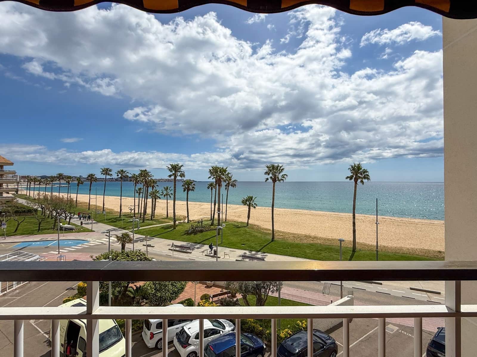 2 bedroom Apartment for rent in Sant Antoni de Calonge - € 3,760 (Ref: 9840075)