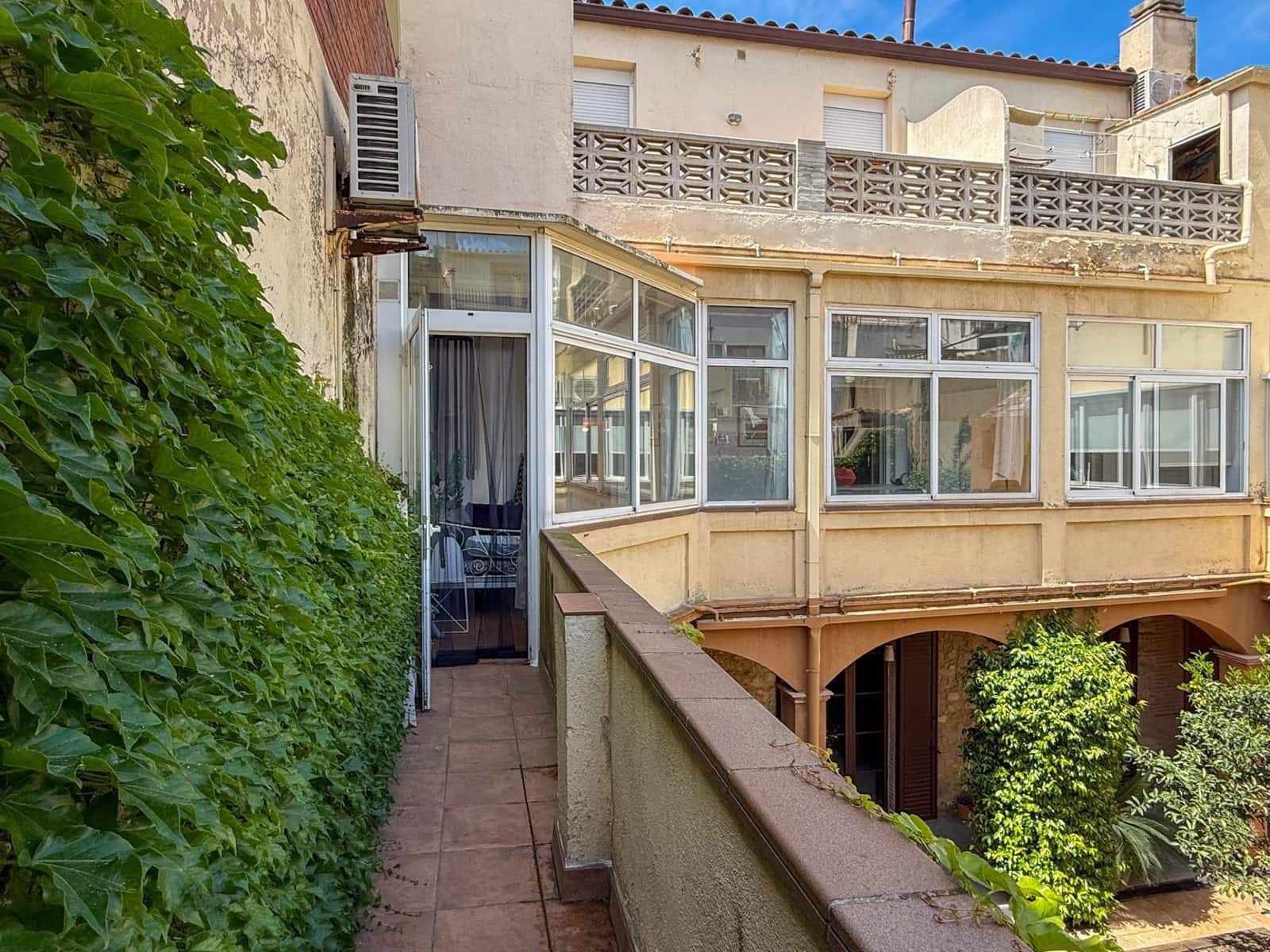 1 bedroom Apartment for sale in Palamos - € 180,000 (Ref: 9844835)