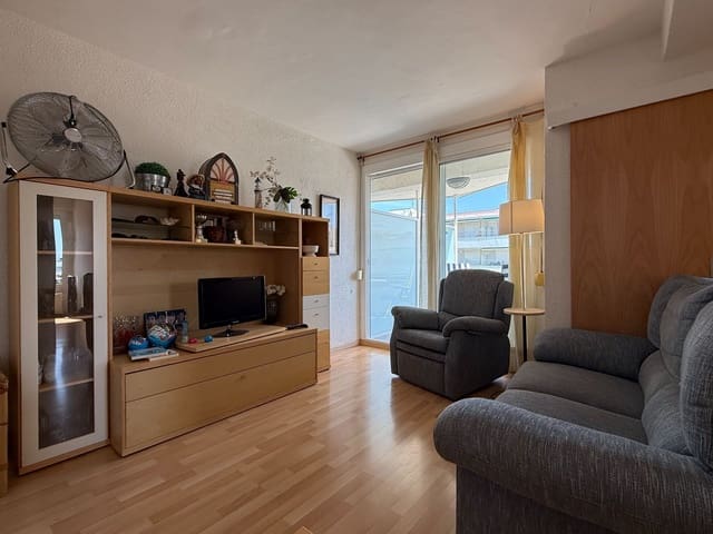 3 bedroom Apartment for holiday rental in Sant Antoni de Calonge, Calonge i Sant Antoni - € 700 (Ref: 9919342)