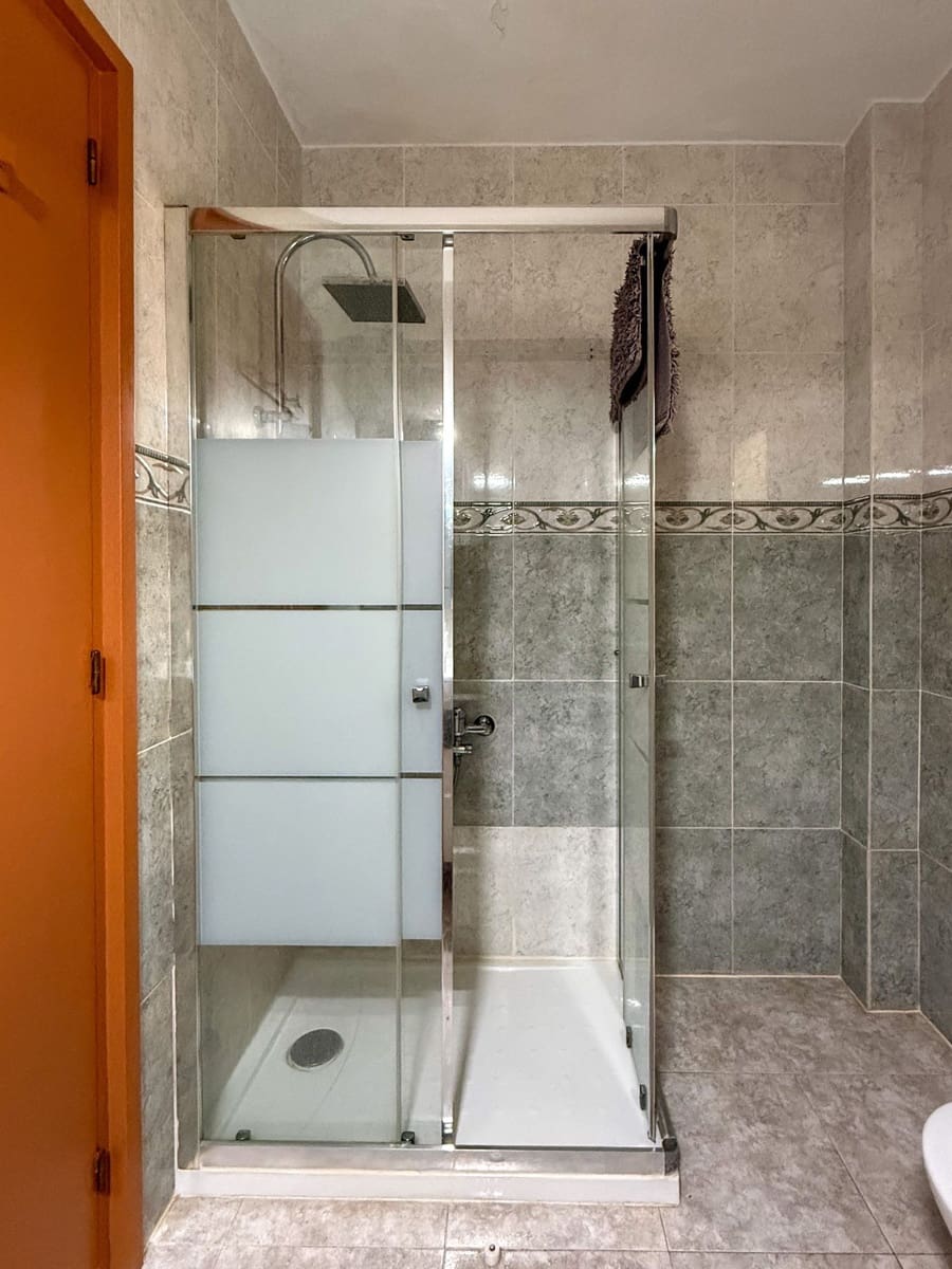 3 bedroom Apartment for rent in Sant Antoni de Calonge - € 820 (Ref: 9930086)