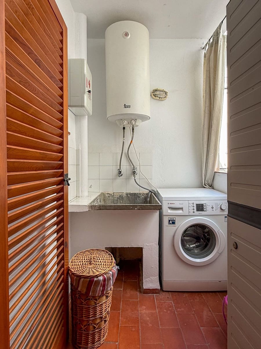 3 bedroom Apartment for rent in Sant Antoni de Calonge - € 820 (Ref: 9930086)