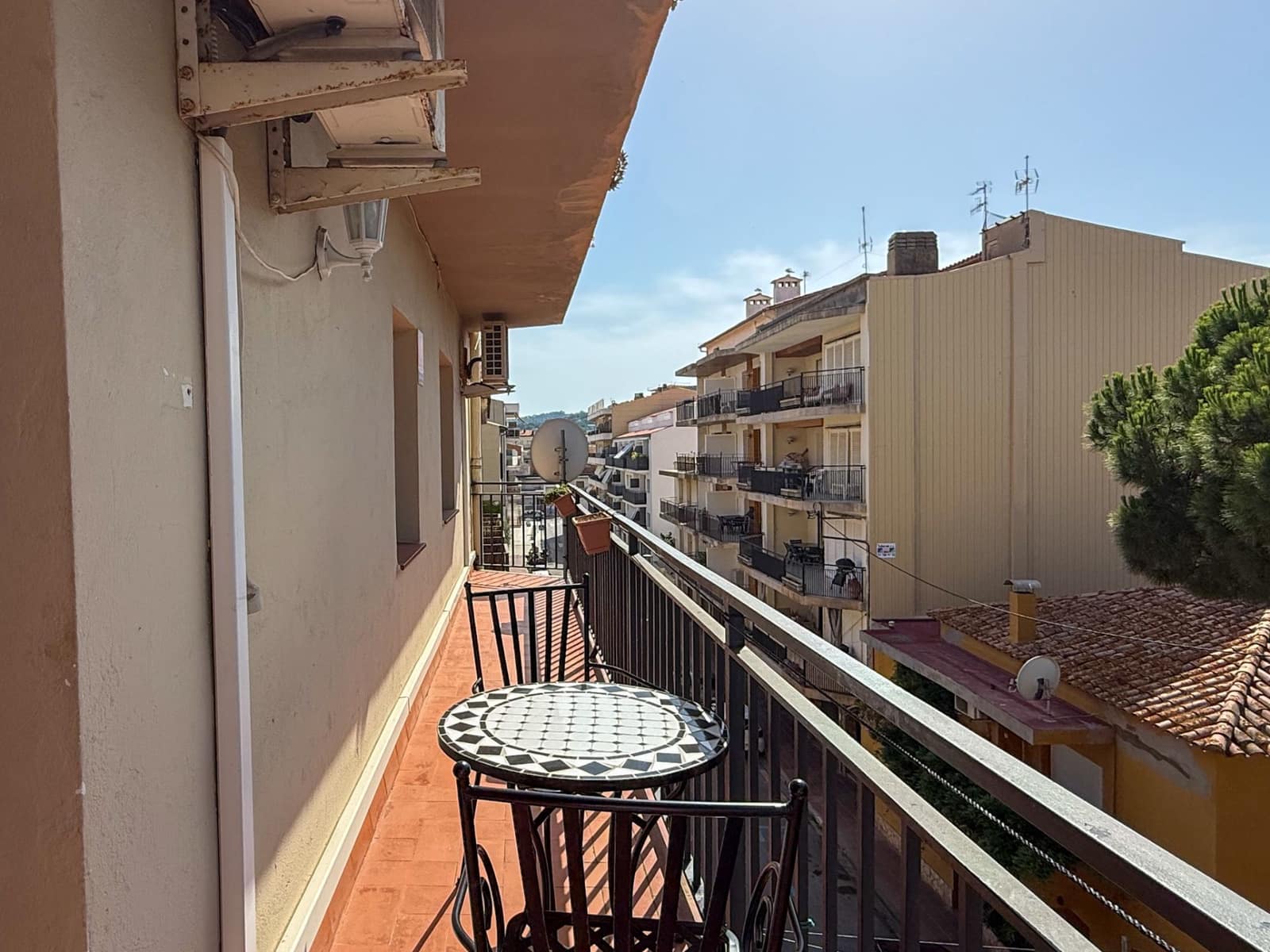 3 bedroom Apartment for rent in Sant Antoni de Calonge - € 820 (Ref: 9930086)