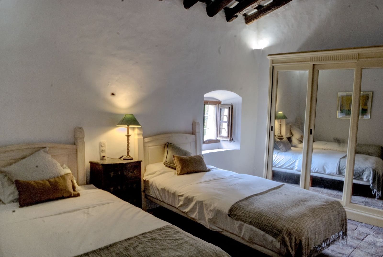10 bedroom Finca/Country House for sale in Sant Marti Vell with pool garage - € 2,000,000 (Ref: 9979426)