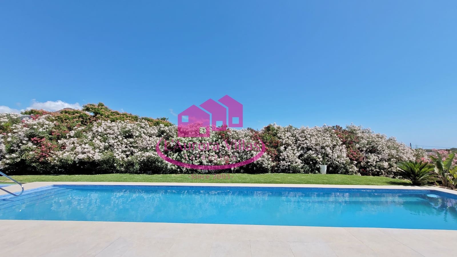 5 bedroom Villa for sale in Arenal with pool garage - € 995,000 (Ref: 6485835)
