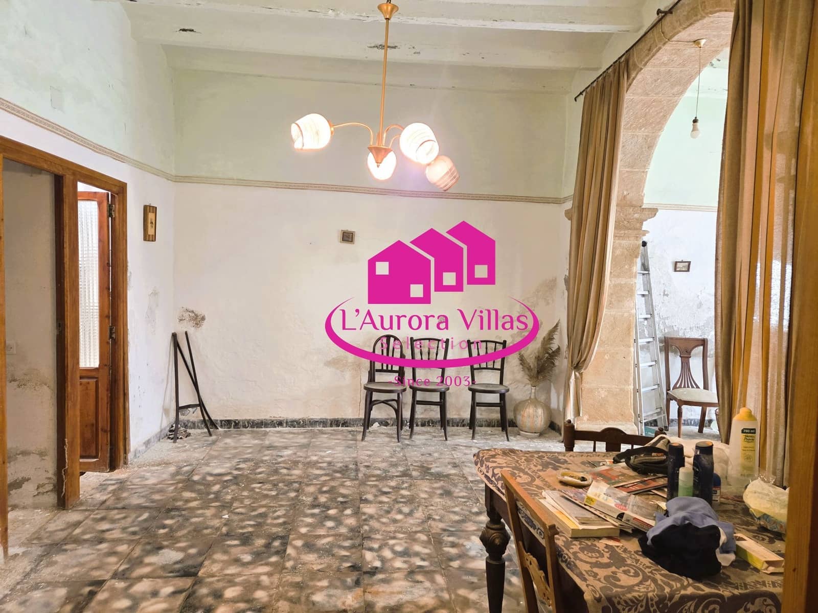 5 makuuhuone Omakotitalo myytävänä paikassa Javea / Xabia - 265 000 € (Ref: 9814526)