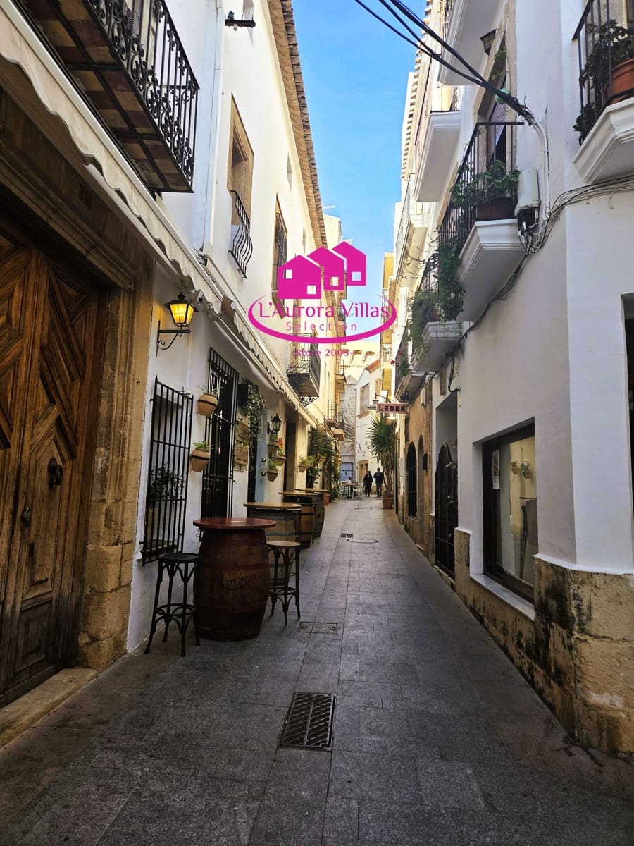 7 slaapkamer Huis te koop in Javea / Xabia - € 349.000 (Ref: 9814528)