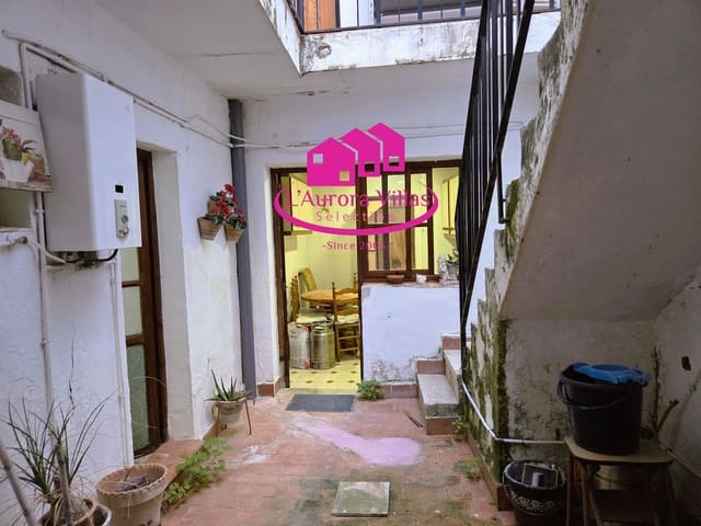 7 quarto Casa em Banda para venda em Centro ciudad, Javea / Xàbia - 349 000 € (Ref: 9814528)