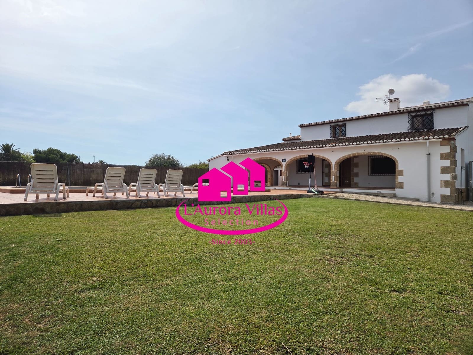 5 sovrum Villa till salu i Javea / Xabia med pool garage - 695 000 € (Ref: 9814530)