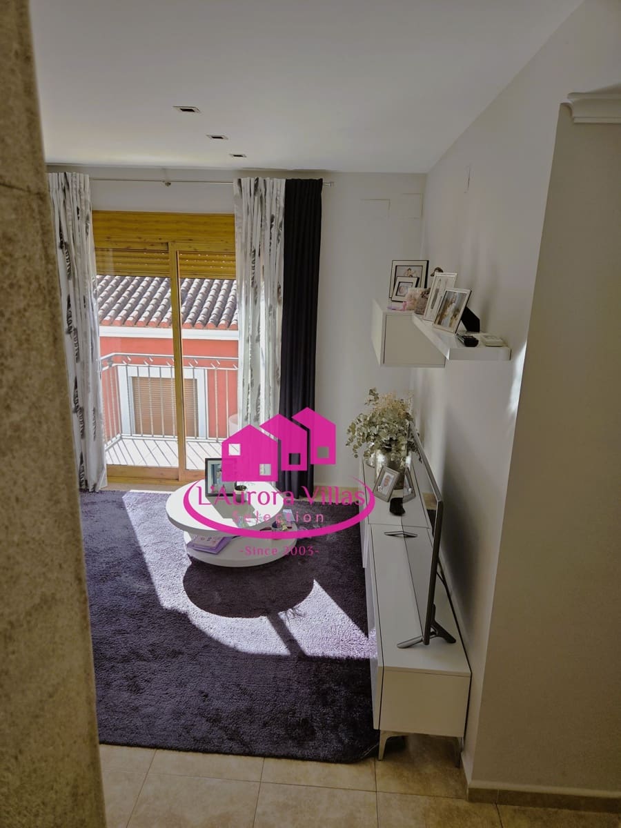 Apartamento de 3 habitaciones en Pedreguer en venta con garaje - 288.000 € (Ref: 9814532)