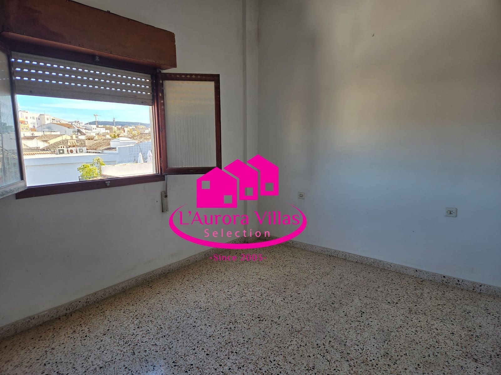 4 makuuhuone Huoneisto myytävänä paikassa Teulada - 168 500 € (Ref: 9814534)