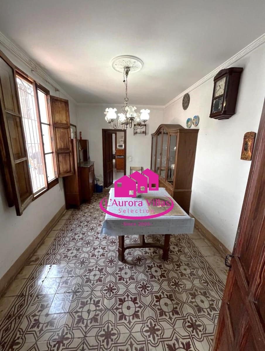 8 bedroom Townhouse for sale in Gata de Gorgos - € 339,000 (Ref: 9814537)