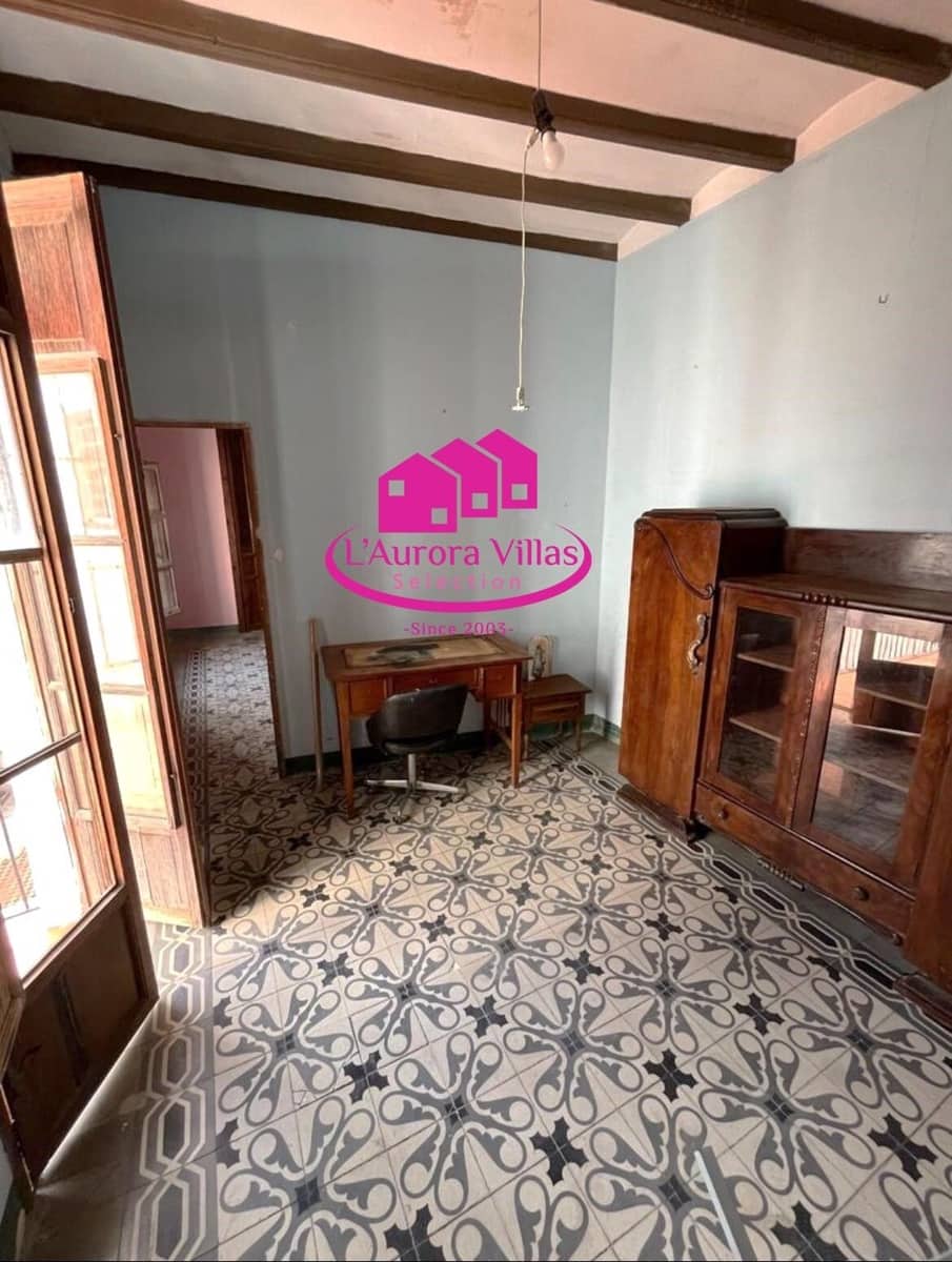 8 bedroom Townhouse for sale in Gata de Gorgos - € 339,000 (Ref: 9814537)