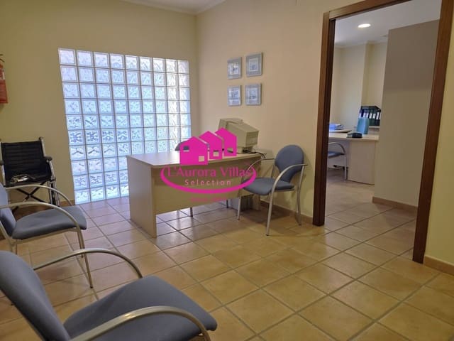 Commercieel te koop in Centro ciudad, Javea / Xàbia - € 219.000 (Ref: 9814538)