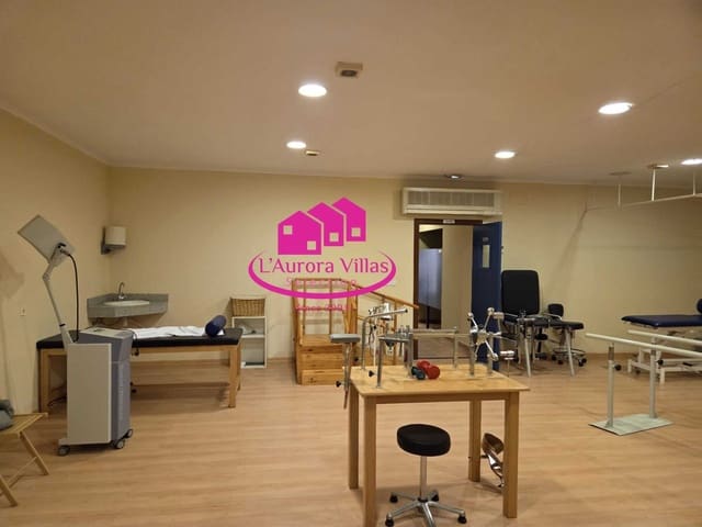 Commercieel te koop in Centro ciudad, Javea / Xàbia - € 219.000 (Ref: 9814538)