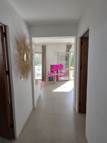 4 makuuhuone Huvila myytävänä paikassa Montgó - Ermita, Javea / Xàbia mukana uima-altaan 
autotalli - 1 350 000 € (Ref: 9814539)