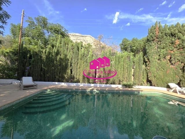 4 makuuhuone Huvila myytävänä paikassa Montgó - Ermita, Javea / Xàbia mukana uima-altaan 
autotalli - 1 350 000 € (Ref: 9814539)