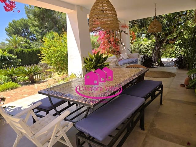 Chalet de 4 habitaciones en Montgó - Ermita, Javea / Xàbia en venta con piscina garaje - 1.350.000 € (Ref: 9814539)