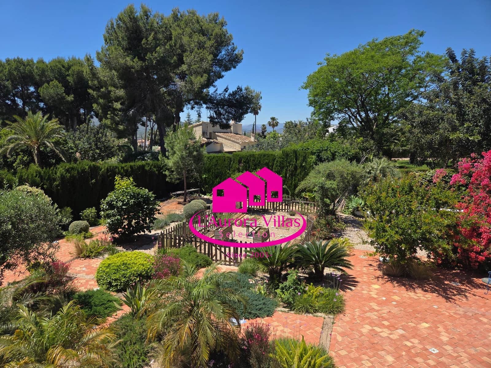 4 bedroom Villa for sale in Javea / Xabia with pool garage - € 1,350,000 (Ref: 9814539)