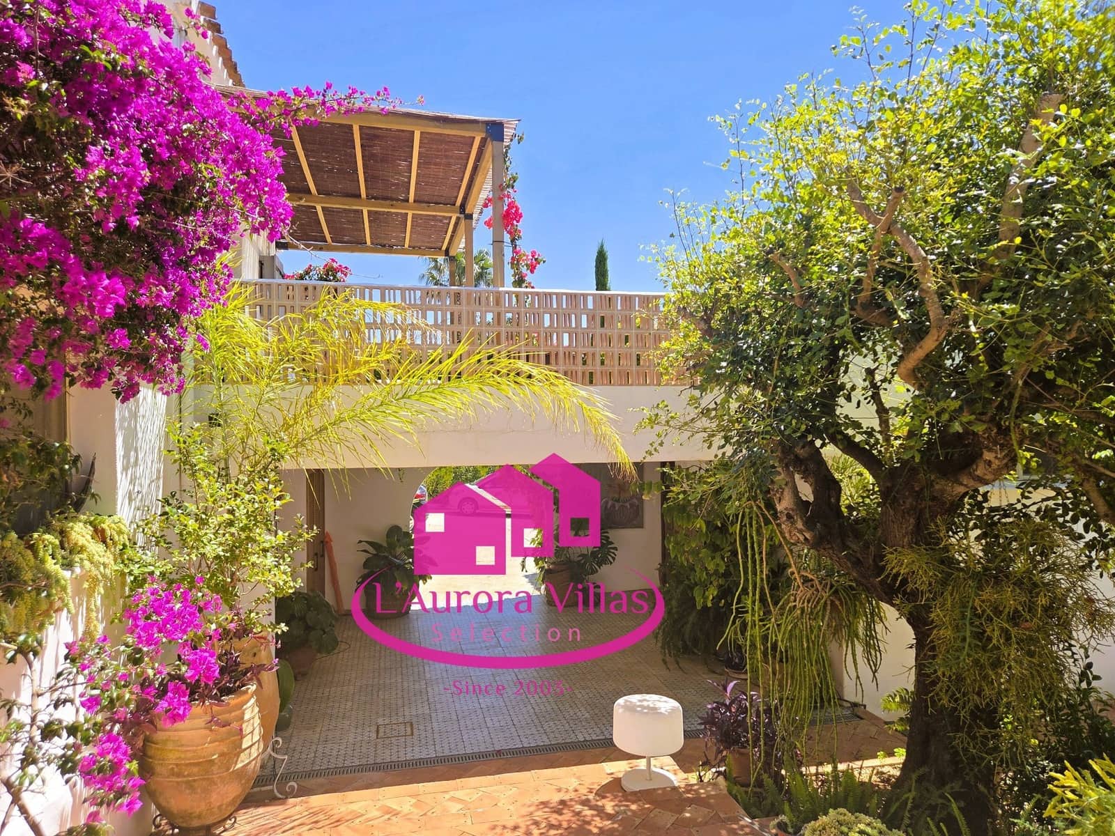 4 bedroom Villa for sale in Javea / Xabia with pool garage - € 1,350,000 (Ref: 9814539)