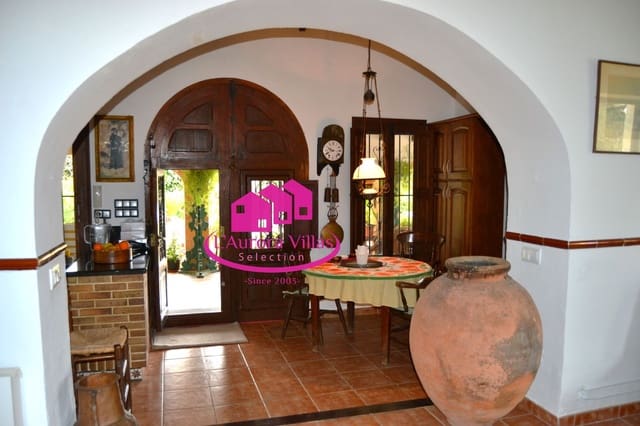 3 makuuhuone Huvila myytävänä paikassa Montgó - Ermita, Javea / Xàbia mukana uima-altaan 
autotalli - 895 000 € (Ref: 9815653)