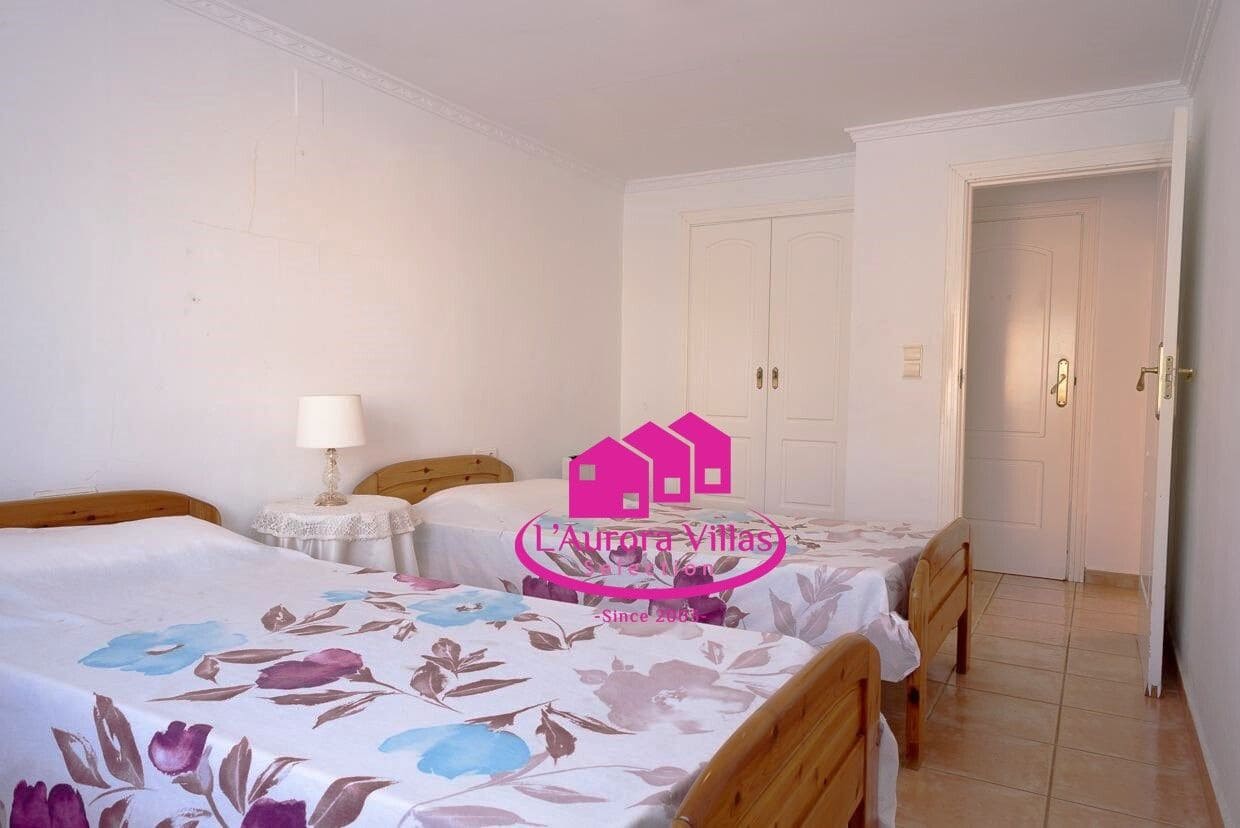 5 slaapkamer Villa te koop in Denia met garage - € 439.000 (Ref: 9815656)