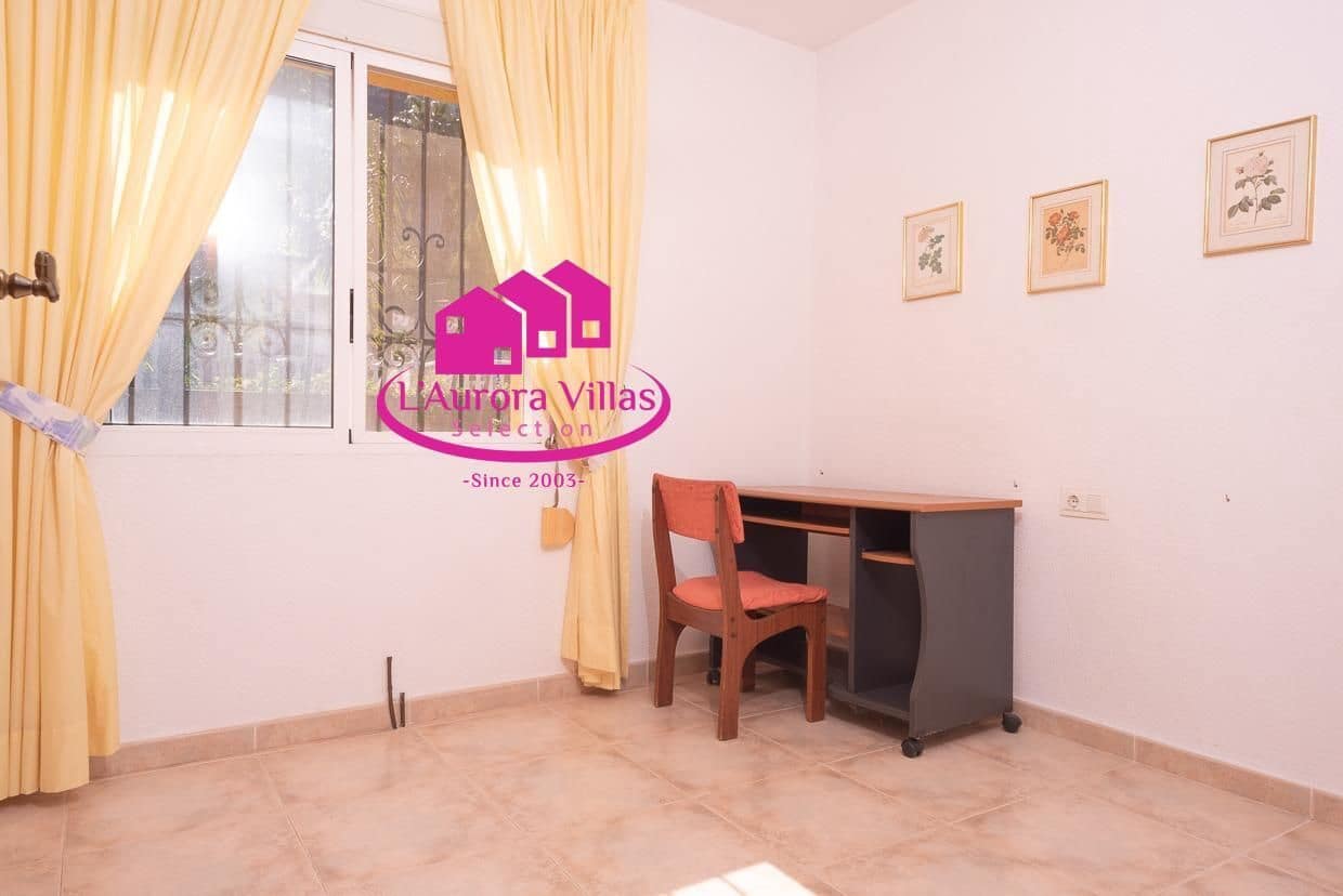 5 slaapkamer Villa te koop in Denia met garage - € 439.000 (Ref: 9815656)
