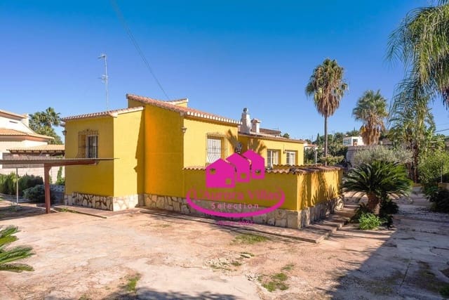 5 slaapkamer Villa te koop in Dénia met garage - € 439.000 (Ref: 9815656)