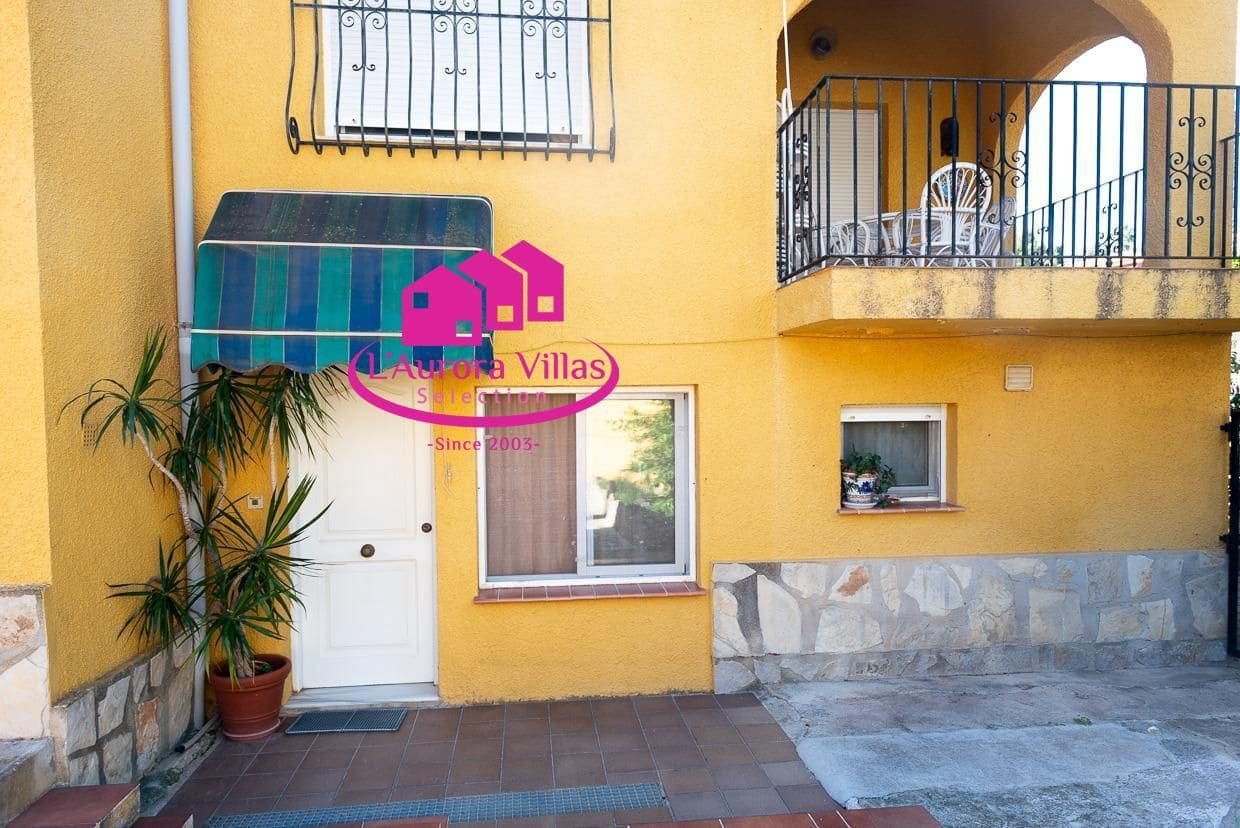 5 slaapkamer Villa te koop in Denia met garage - € 439.000 (Ref: 9815656)