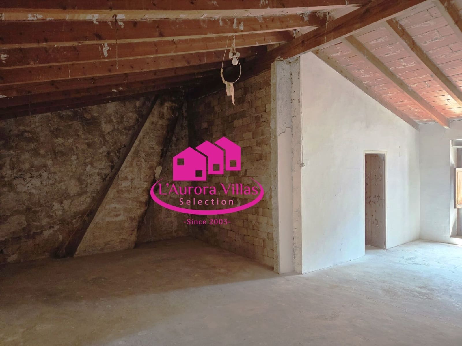 4 quarto Casa em Banda para venda em Jesus Pobre - 299 000 € (Ref: 9815658)