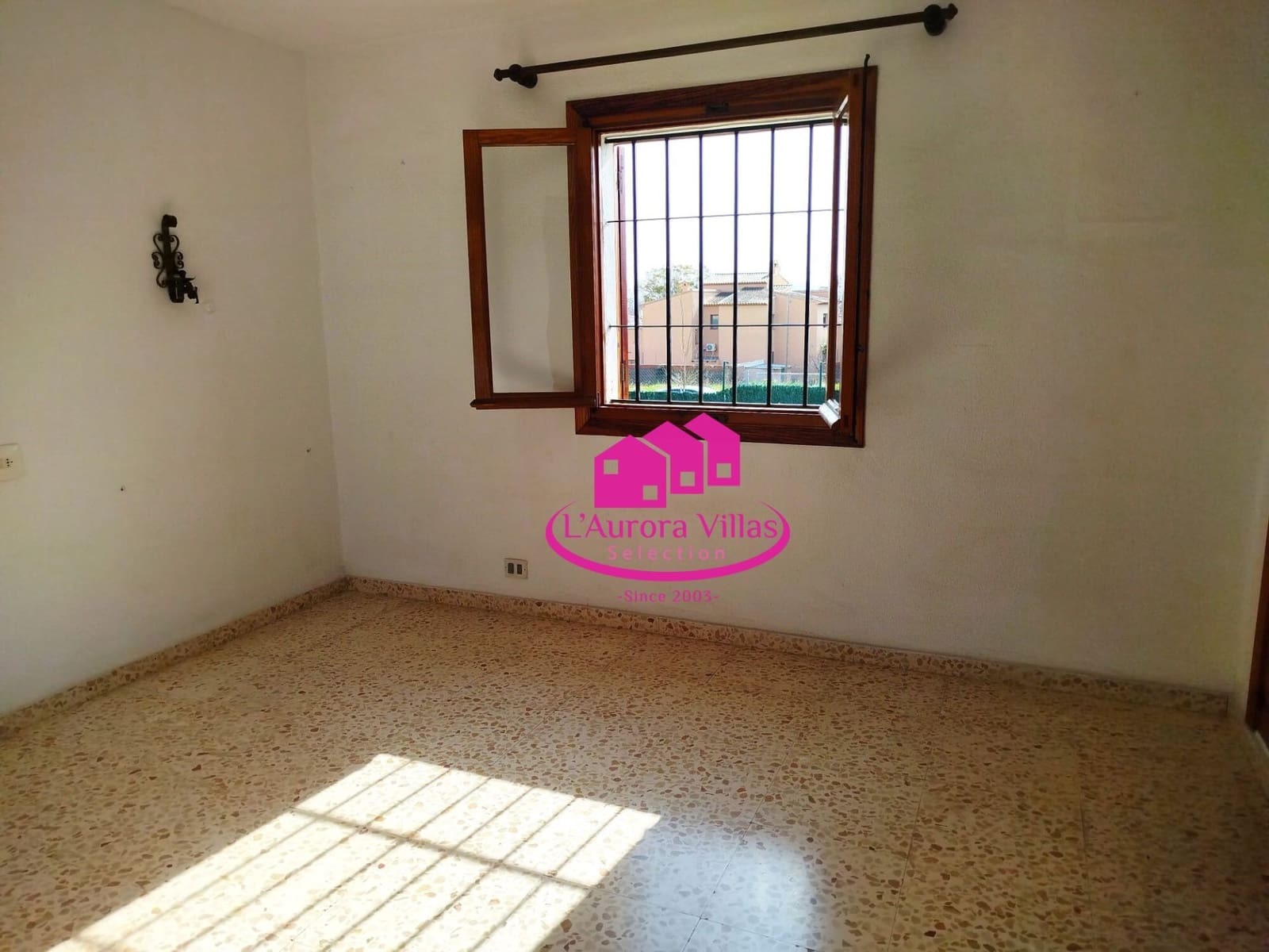 6 quarto Moradia para venda em Javea / Xabia com piscina garagem - 930 000 € (Ref: 9815659)