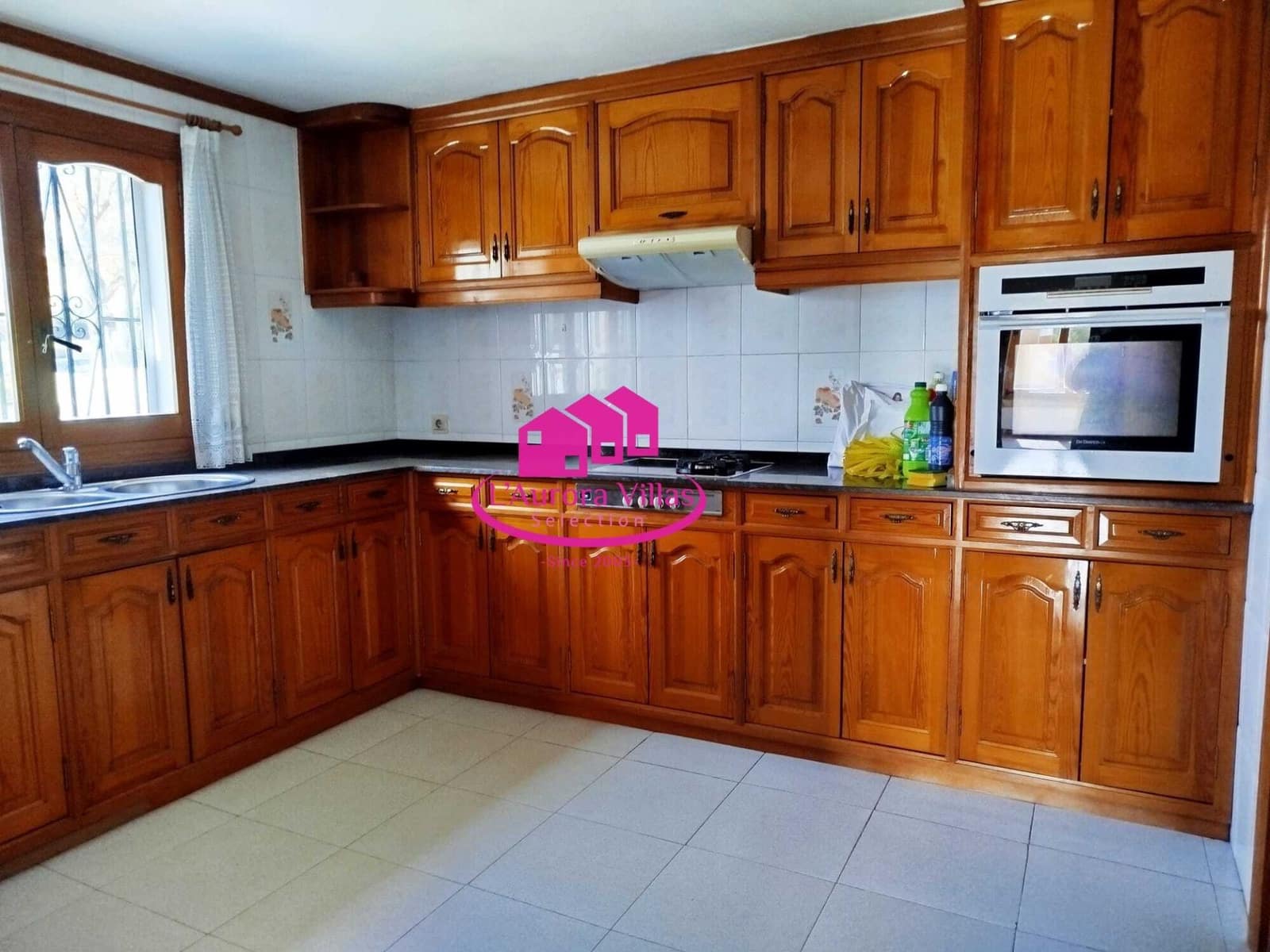 6 quarto Moradia para venda em Javea / Xabia com piscina garagem - 930 000 € (Ref: 9815659)